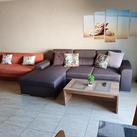 Charis Cozy Family At Sun Village Complex Close To The דירה