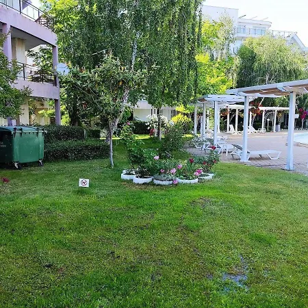 דירה Charis Cozy Family At Sun Village Complex Close To The