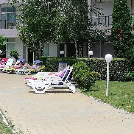 Charis Cozy Family At Sun Village Complex Close To The * Napospart