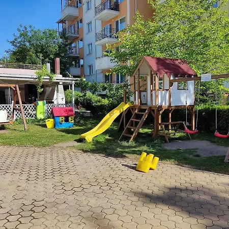 Charis Cozy Family At Sun Village Complex Close To The