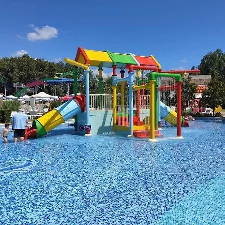 Charis Cozy Family At Sun Village Complex Close To The Lägenhet Slăntjev Brjag